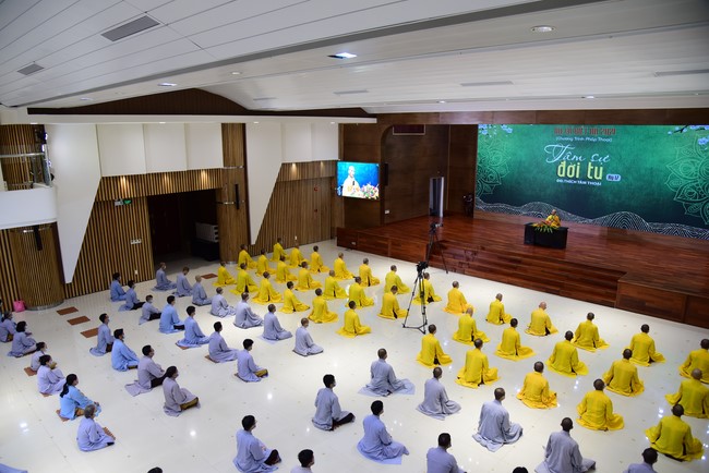 The 17th Dharma Talk Program: Confidences in the life of cultivation.